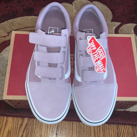 🎁🎄 🎁🎄🎁🎄 🎁🎄🎁🎄
👟NWT Unisex Old Skool Vans 👟 - Picture 2 of 11
